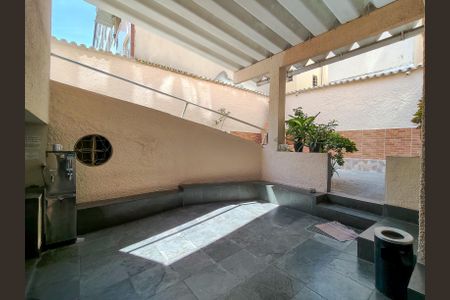 Studio para alugar com 18m², 1 quarto e sem vaga Studio para alugar com 18m², 1 quarto e sem vagaÁrea comum - Playground