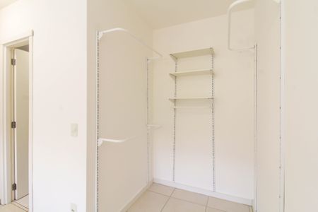 Apartamento para alugar com 77m², 3 quartos e 1 vagaSuíte