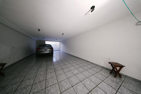 Garagem de casa à venda com 3 quartos, 177m² em Jardim Brasilia, São Paulo