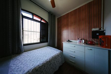 Quarto 2 de casa à venda com 3 quartos, 177m² em Jardim Brasilia, São Paulo