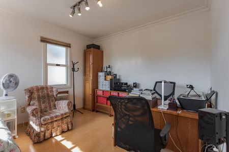 Casa de condomínio à venda com 260m², 3 quartos e 3 vagasQuarto 2