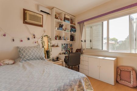 Casa de condomínio à venda com 260m², 3 quartos e 3 vagasQuarto 3