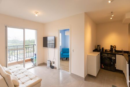 Sala de apartamento para alugar com 2 quartos, 37m² em Vila Isa, São Paulo