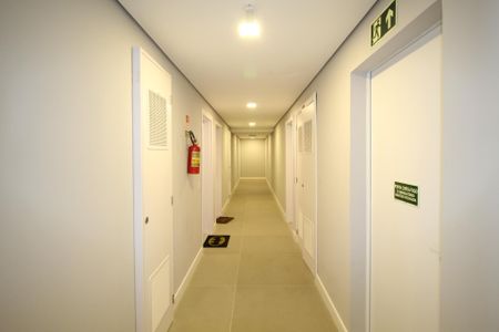 Studio para alugar com 30m², 1 quarto e 1 vagaCorredor