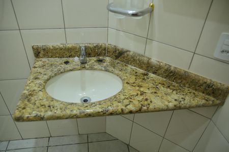 Apartamento à venda com 82m², 3 quartos e 2 vagasBanheiro da Suíte 