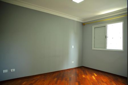 Apartamento à venda com 82m², 3 quartos e 2 vagasSuíte 