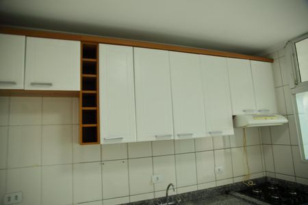 Apartamento à venda com 82m², 3 quartos e 2 vagasCozinha 