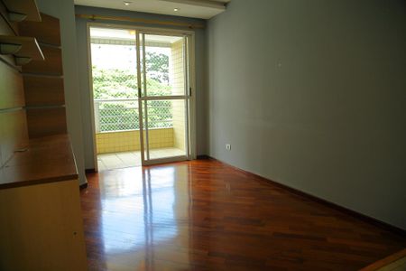 Apartamento à venda com 82m², 3 quartos e 2 vagasSala