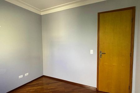 Apartamento à venda com 82m², 3 quartos e 2 vagasQuarto 2 