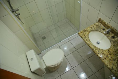 Apartamento à venda com 82m², 3 quartos e 2 vagasBanheiro da Suíte 