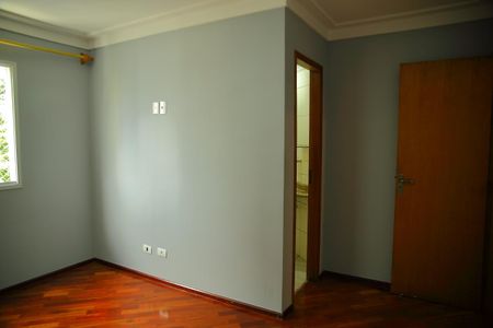 Apartamento à venda com 82m², 3 quartos e 2 vagasSuíte 