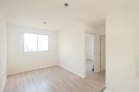 Sala de apartamento para alugar com 2 quartos, 40m² em Guaratiba, Rio de Janeiro