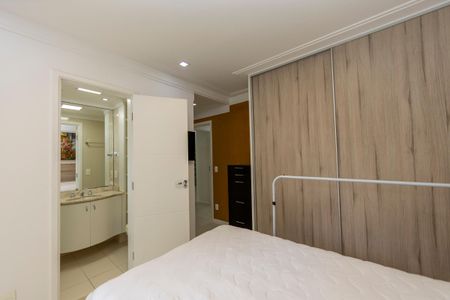 Apartamento para alugar com 164m², 3 quartos e 3 vagasSuite 2