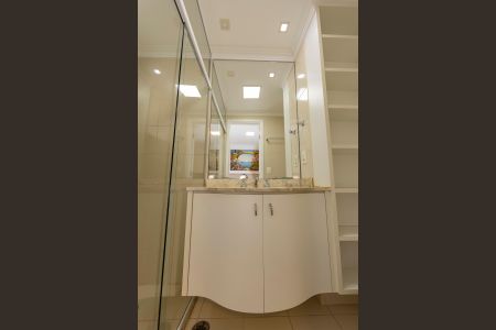 Apartamento para alugar com 164m², 3 quartos e 3 vagasBanheiro da Suite 2