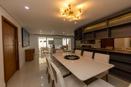 Apartamento para alugar com 164m², 3 quartos e 3 vagasSala