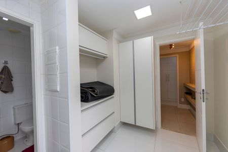 Apartamento para alugar com 164m², 3 quartos e 3 vagasÁrea de Serviço