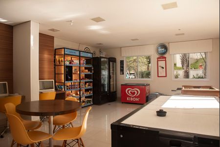 Apartamento para alugar com 60m², 2 quartos e 1 vagaÁrea comum - Mini mercado