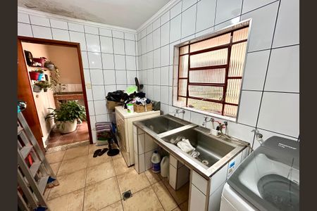 Casa à venda com 175m², 3 quartos e 2 vagas Casa à venda com 175m², 3 quartos e 2 vagasÁrea de Serviço