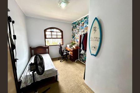 Casa à venda com 175m², 3 quartos e 2 vagas Casa à venda com 175m², 3 quartos e 2 vagasQuarto 3