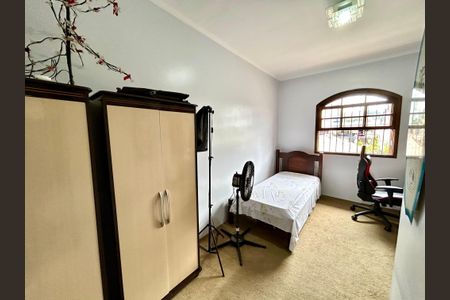 Casa à venda com 175m², 3 quartos e 2 vagas Casa à venda com 175m², 3 quartos e 2 vagasQuarto 3