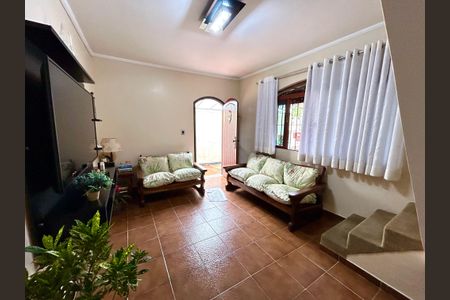 Sala de casa à venda com 3 quartos, 175m² em Vila Rosália, Guarulhos