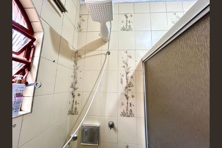 Casa à venda com 175m², 3 quartos e 2 vagas Casa à venda com 175m², 3 quartos e 2 vagasBanheiro