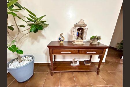 Casa à venda com 175m², 3 quartos e 2 vagas Casa à venda com 175m², 3 quartos e 2 vagasCopa