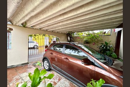 Casa à venda com 175m², 3 quartos e 2 vagas Casa à venda com 175m², 3 quartos e 2 vagasGaragem