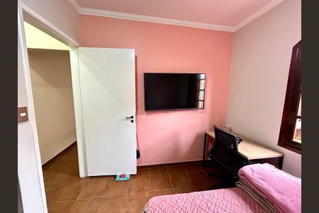 Casa à venda com 175m², 3 quartos e 2 vagas Casa à venda com 175m², 3 quartos e 2 vagasQuarto 1