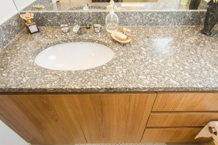 Apartamento à venda com 178m², 3 quartos e 3 vagas