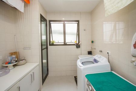 Apartamento à venda com 178m², 3 quartos e 3 vagas