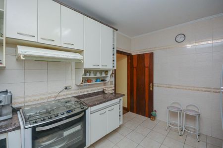 Casa à venda com 154m², 4 quartos e 2 vagas Casa à venda com 154m², 4 quartos e 2 vagasCozinha