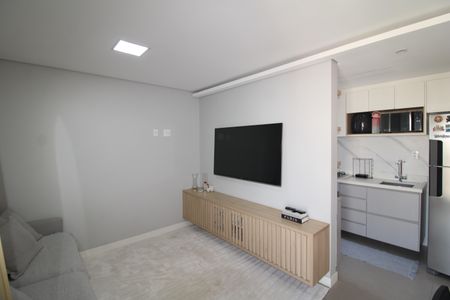 Sala / Cozinha de apartamento à venda com 1 quarto, 40m² em Vila Diva, São Paulo