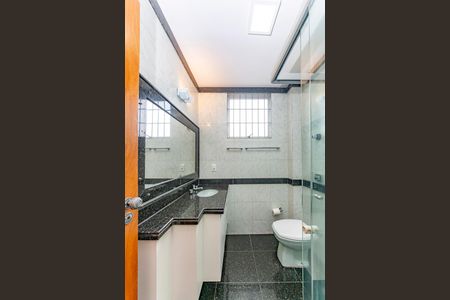 Apartamento para alugar com 179m², 4 quartos e 4 vagasBanheiro Social