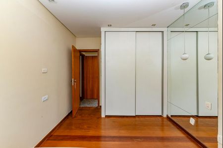 Apartamento para alugar com 179m², 4 quartos e 4 vagasQuarto 4