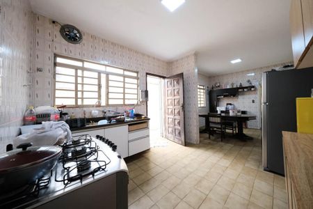 Casa à venda com 160m², 3 quartos e 2 vagasCozinha