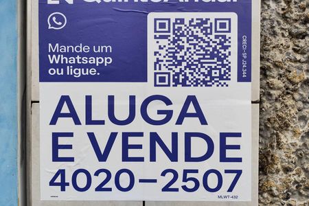 Casa à venda com 160m², 3 quartos e 2 vagasFachada