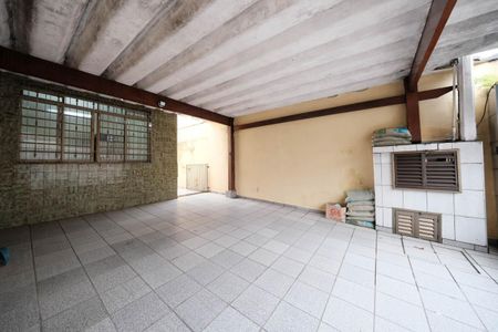 Casa à venda com 160m², 3 quartos e 2 vagasGaragem
