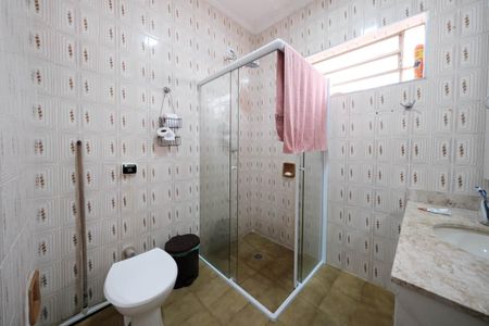 Casa à venda com 160m², 3 quartos e 2 vagasBanheiro