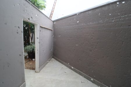 Casa de condomínio para alugar com 250m², 4 quartos e 4 vagasÁrea de Serviço - Dispensa