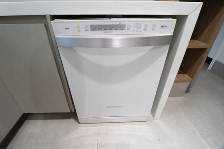 Casa de condomínio para alugar com 250m², 4 quartos e 4 vagasCozinha