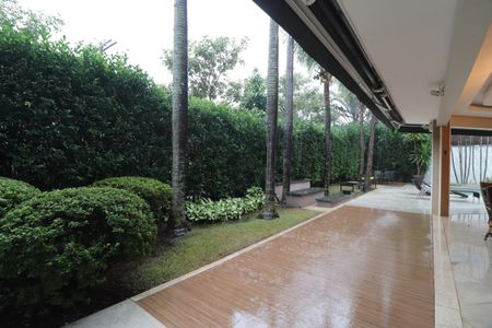 Casa de condomínio para alugar com 250m², 4 quartos e 4 vagasJardim