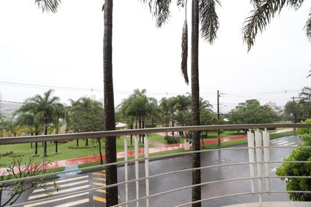 Casa de condomínio para alugar com 250m², 4 quartos e 4 vagasQuarto 2 - Suíte