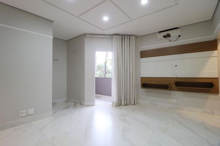 Casa de condomínio para alugar com 250m², 4 quartos e 4 vagasQuarto 4 - Suíte