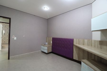 Casa de condomínio para alugar com 250m², 4 quartos e 4 vagasQuarto 2 - Suíte