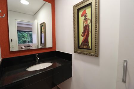 Casa de condomínio para alugar com 250m², 4 quartos e 4 vagasBanheiro da área de Lazer