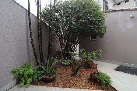 Casa de condomínio para alugar com 250m², 4 quartos e 4 vagasJardim