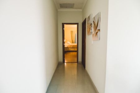 Corredor de casa à venda com 3 quartos, 166m² em Tucuruvi, São Paulo