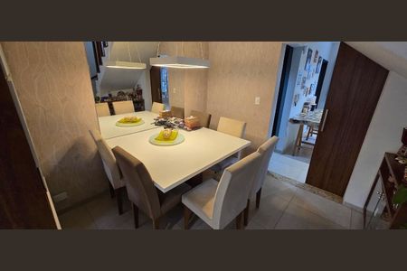 Casa à venda com 160m², 3 quartos e 3 vagasSala de jantar