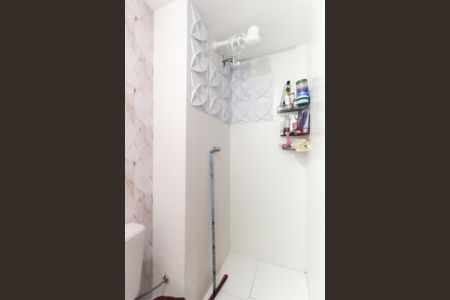 Apartamento para alugar com 33m², 2 quartos e sem vaga Apartamento para alugar com 33m², 2 quartos e sem vagaBanheiro